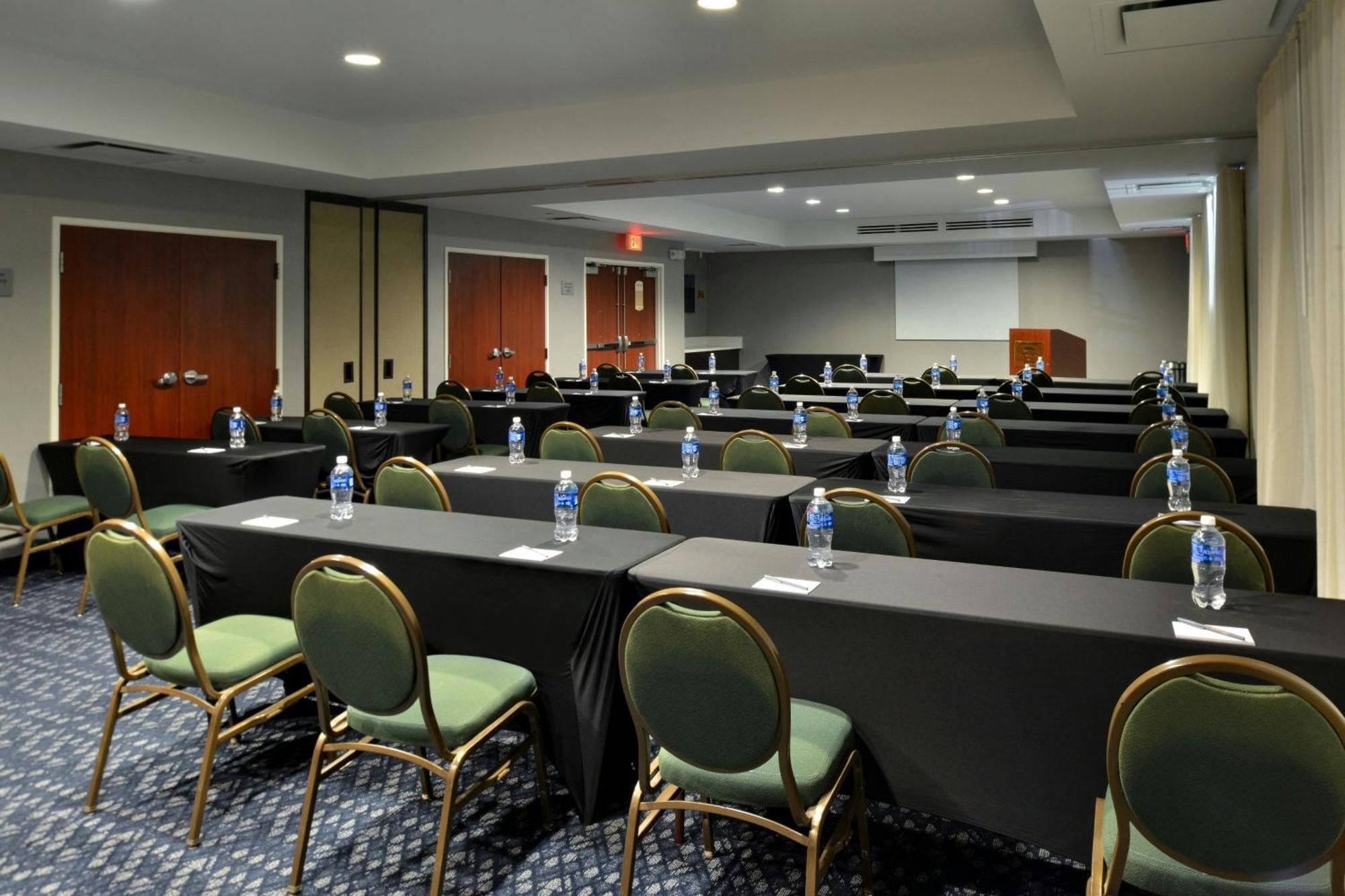 Courtyard By Marriott Harrisburg Hershey Dış mekan fotoğraf