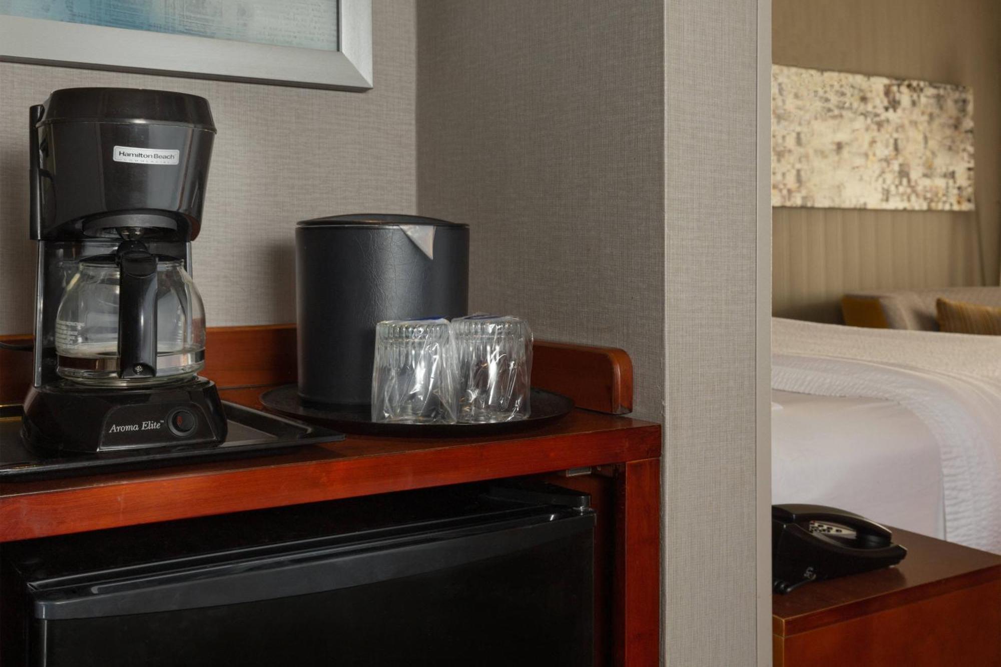 Courtyard By Marriott Harrisburg Hershey Dış mekan fotoğraf